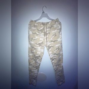 Aero camo joggers